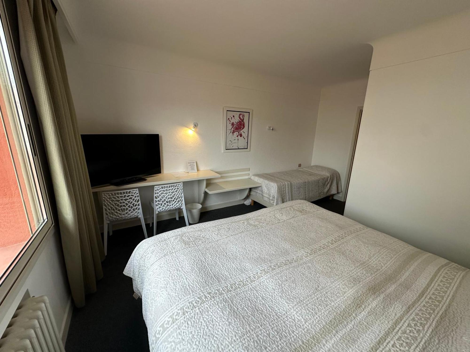 Chiffre Hotel