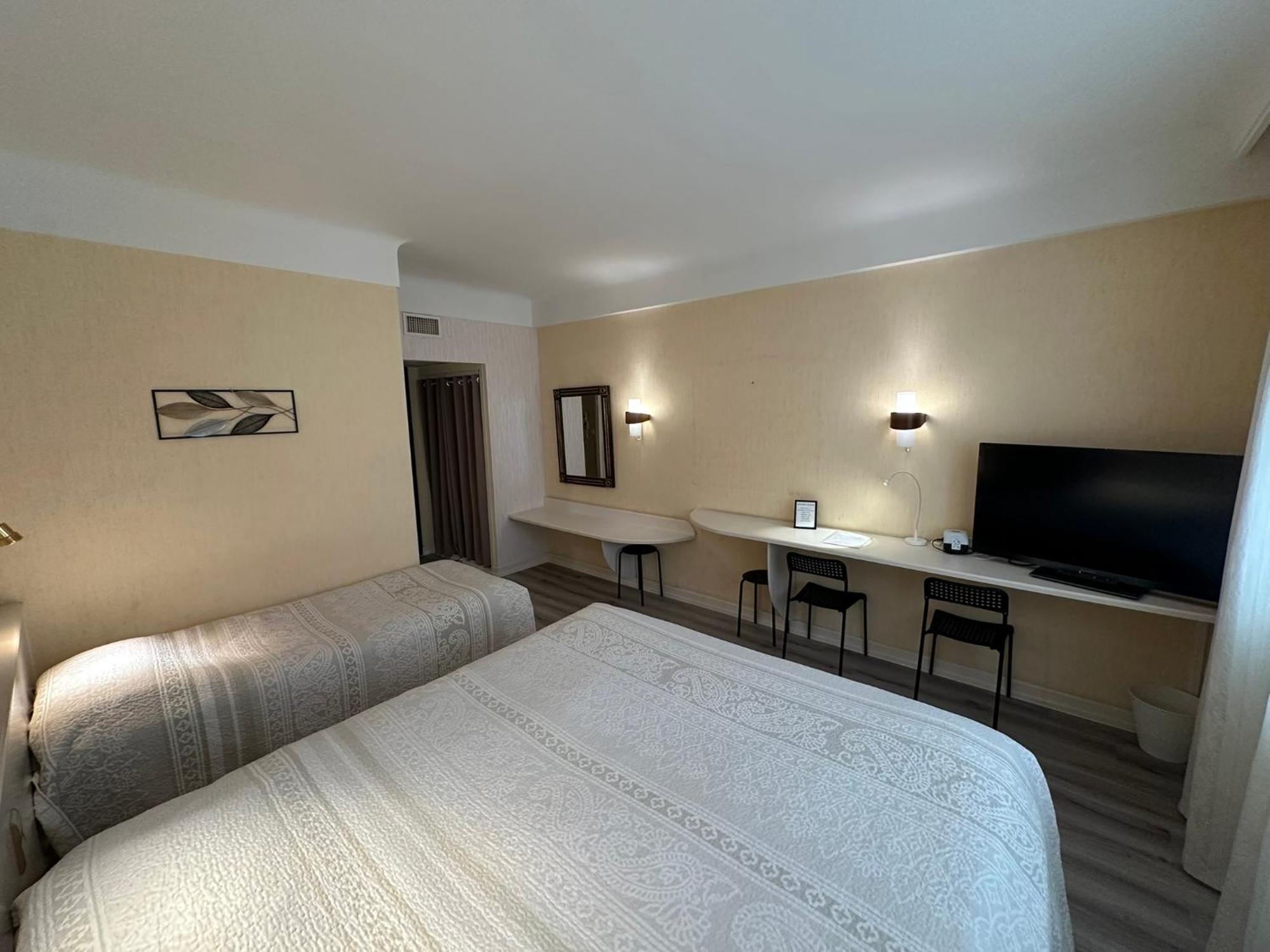 Hotel Chiffre 3*