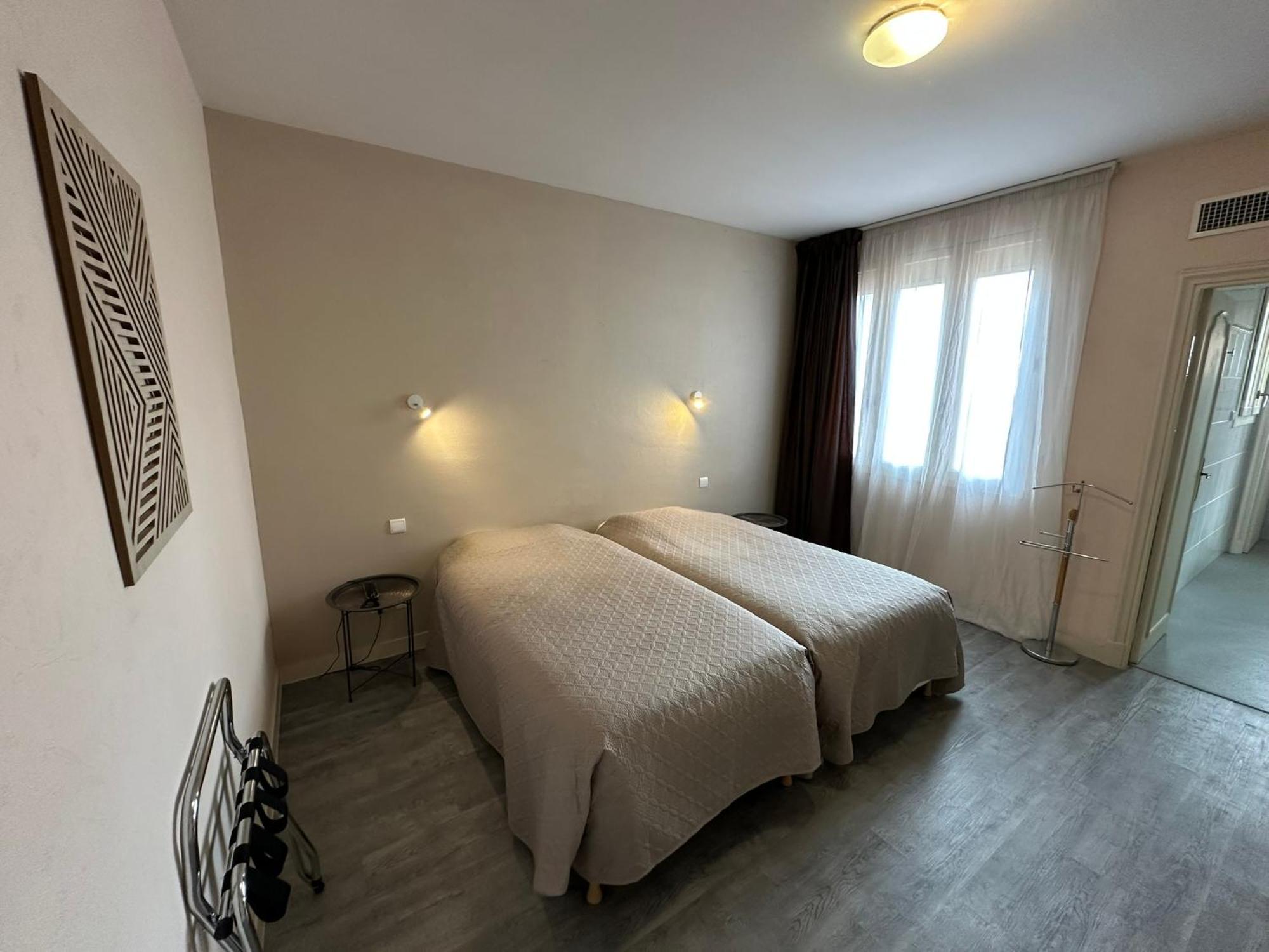 Chiffre Hotel